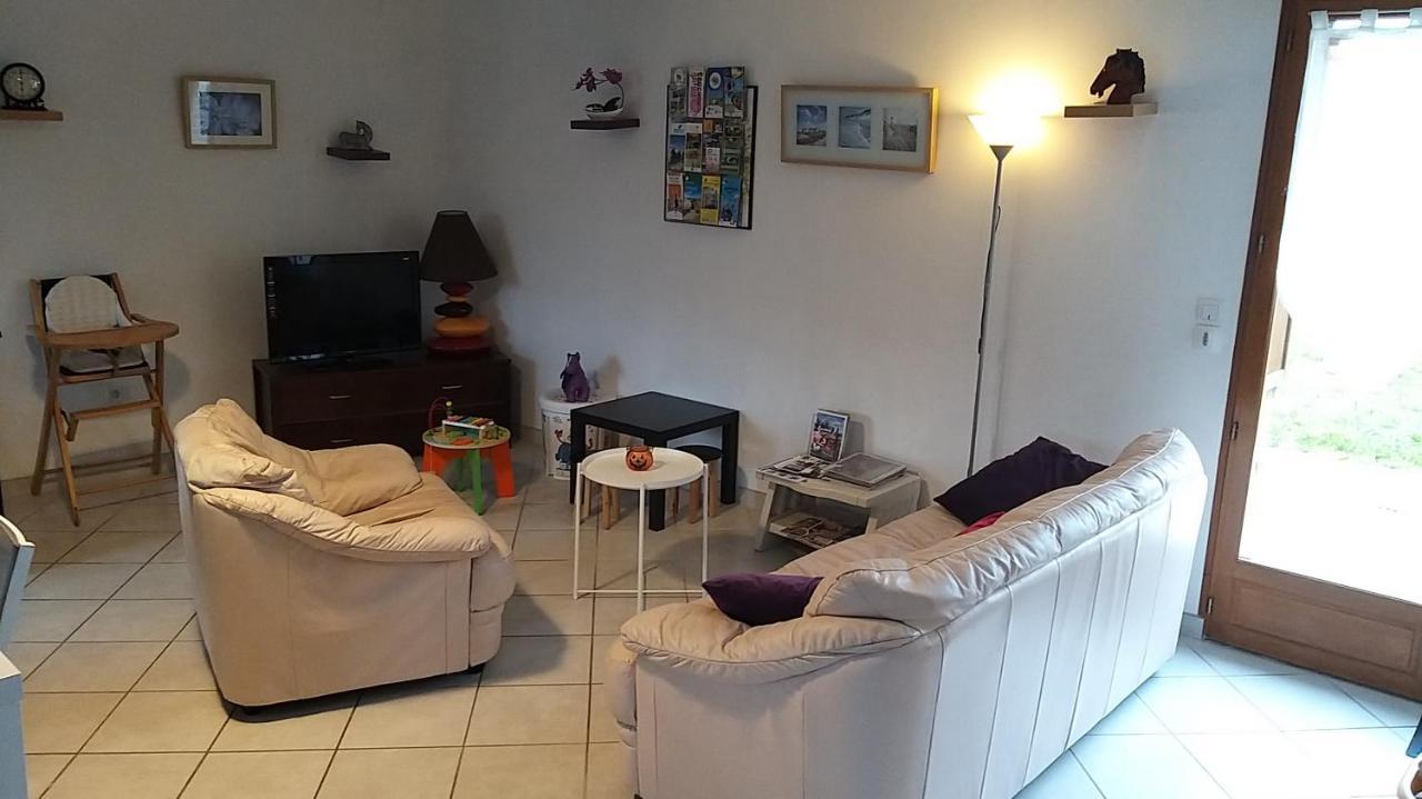 Gite Et Relais Equestre De Marie Tours-en-Vimeu Exteriör bild